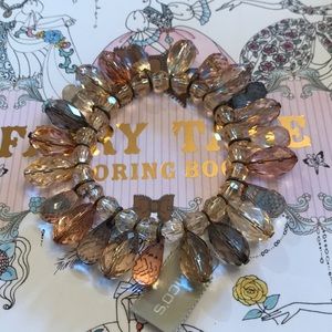 Chico’s Stretch Bracelet. New with tag.